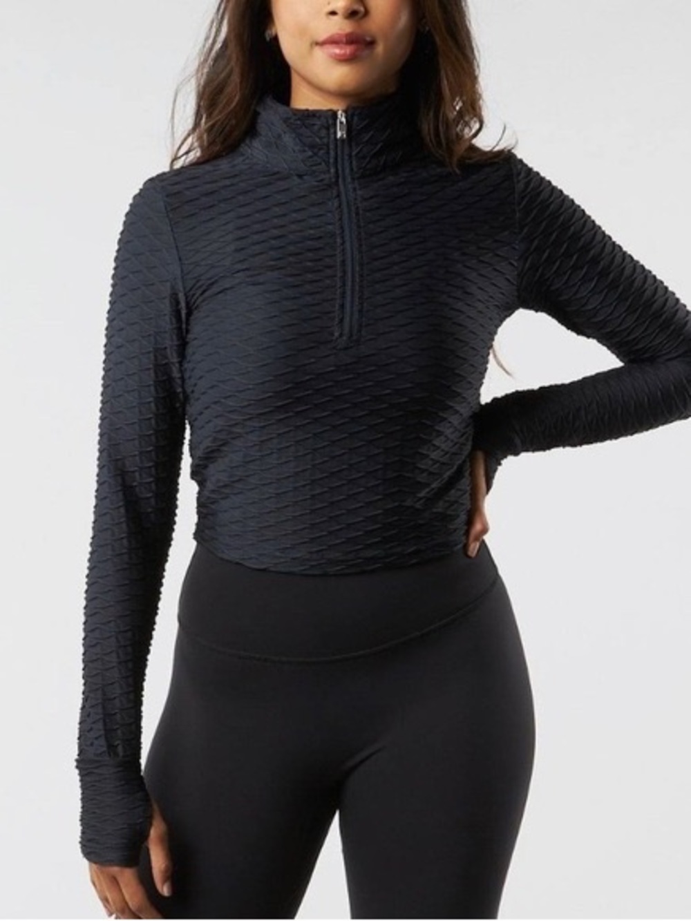 Buffbunny Permafrost Pullover Cropped Black Long-Sleeve Half-Zip Top